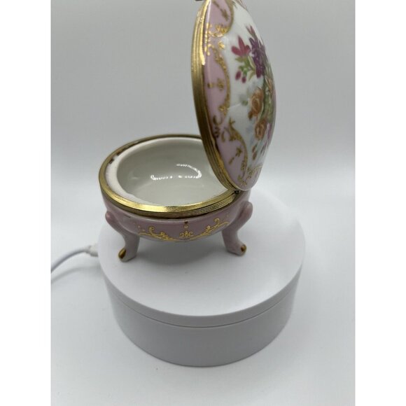 Porcelain Hand Painted Trinket Box Hinged Lid 4 Pedestal Legs Pink Floral VTG - Picture 15 of 16